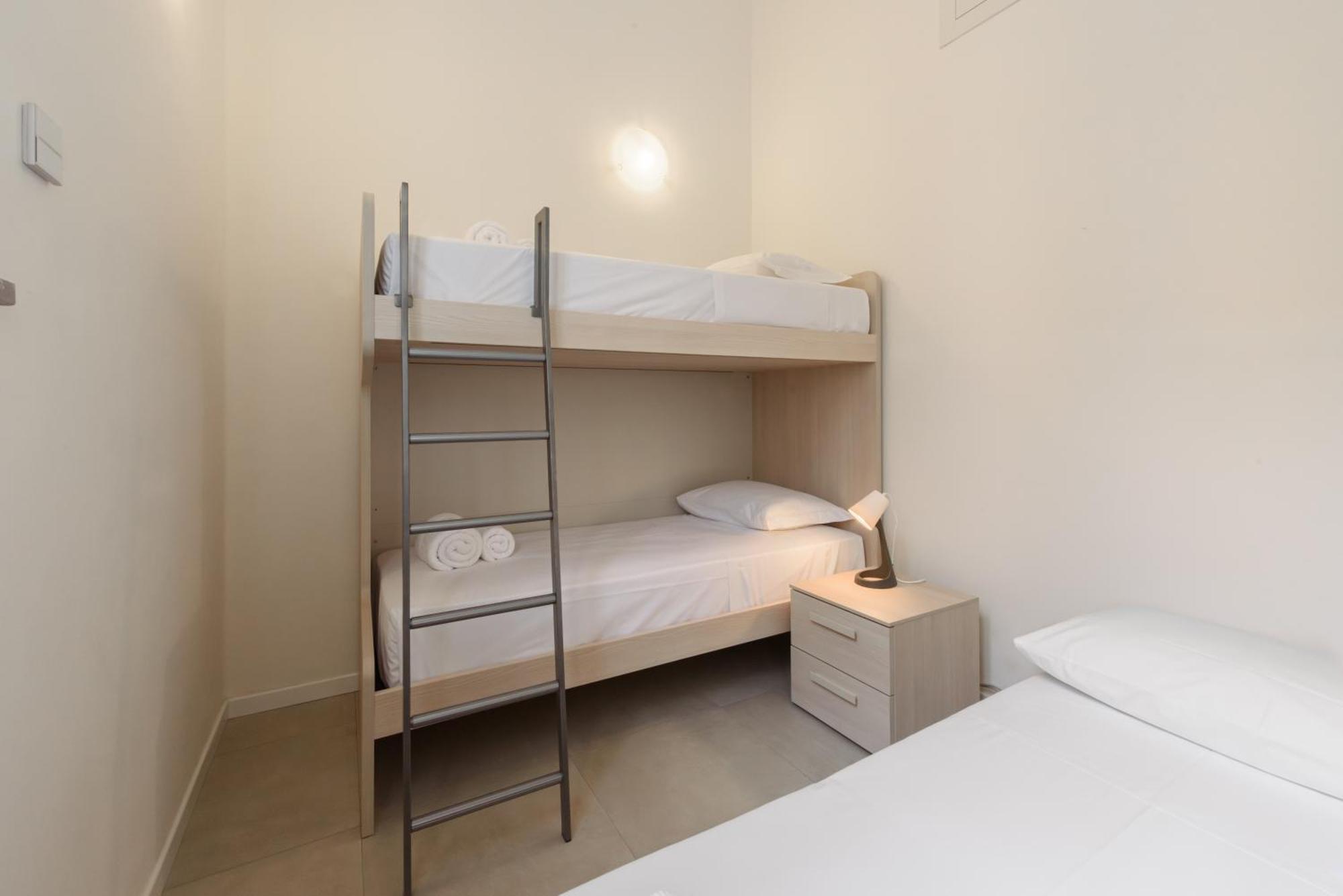 Napoleone - New Near Historic Center Apartment Florence