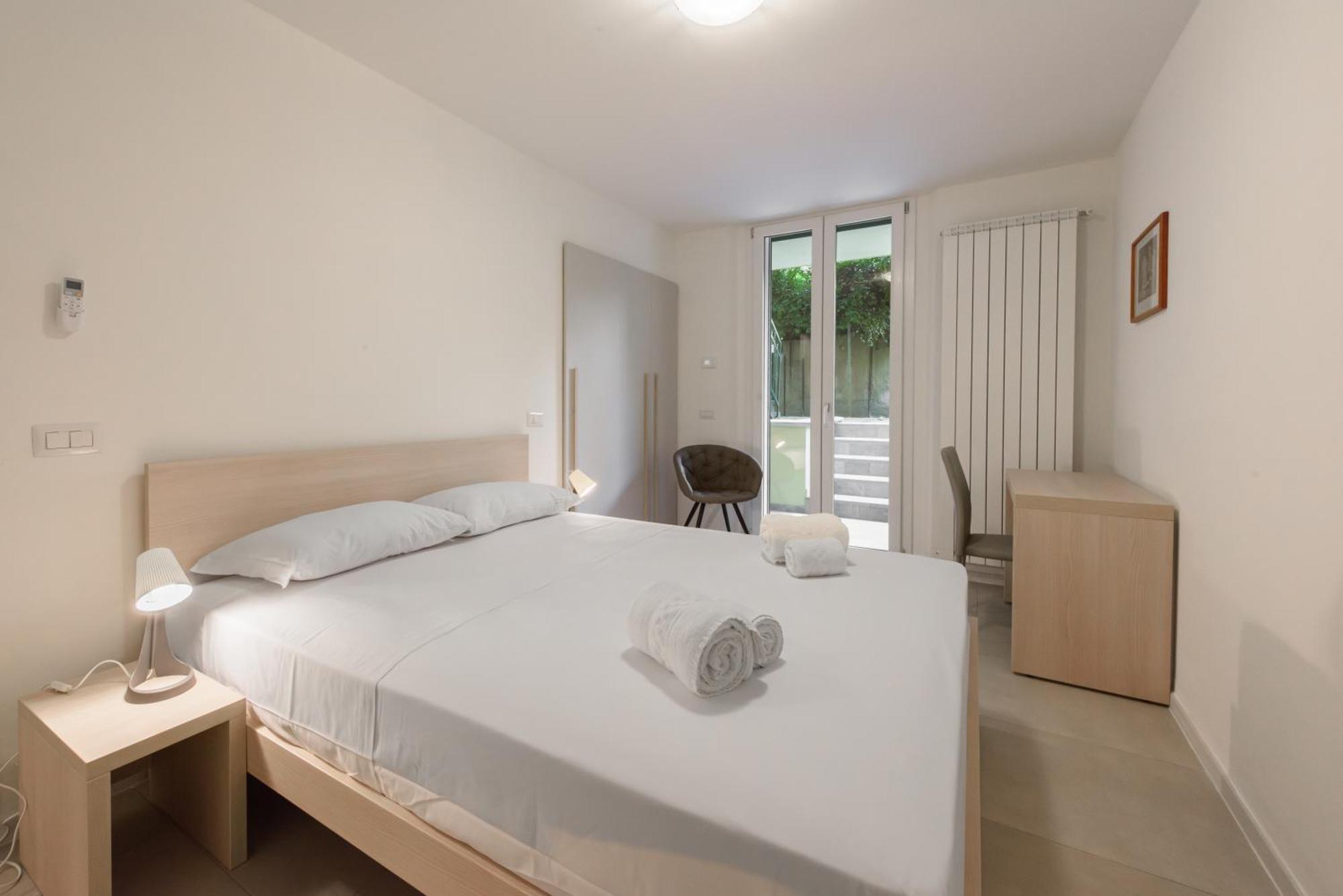 Napoleone - New Near Historic Center Apartment Florence