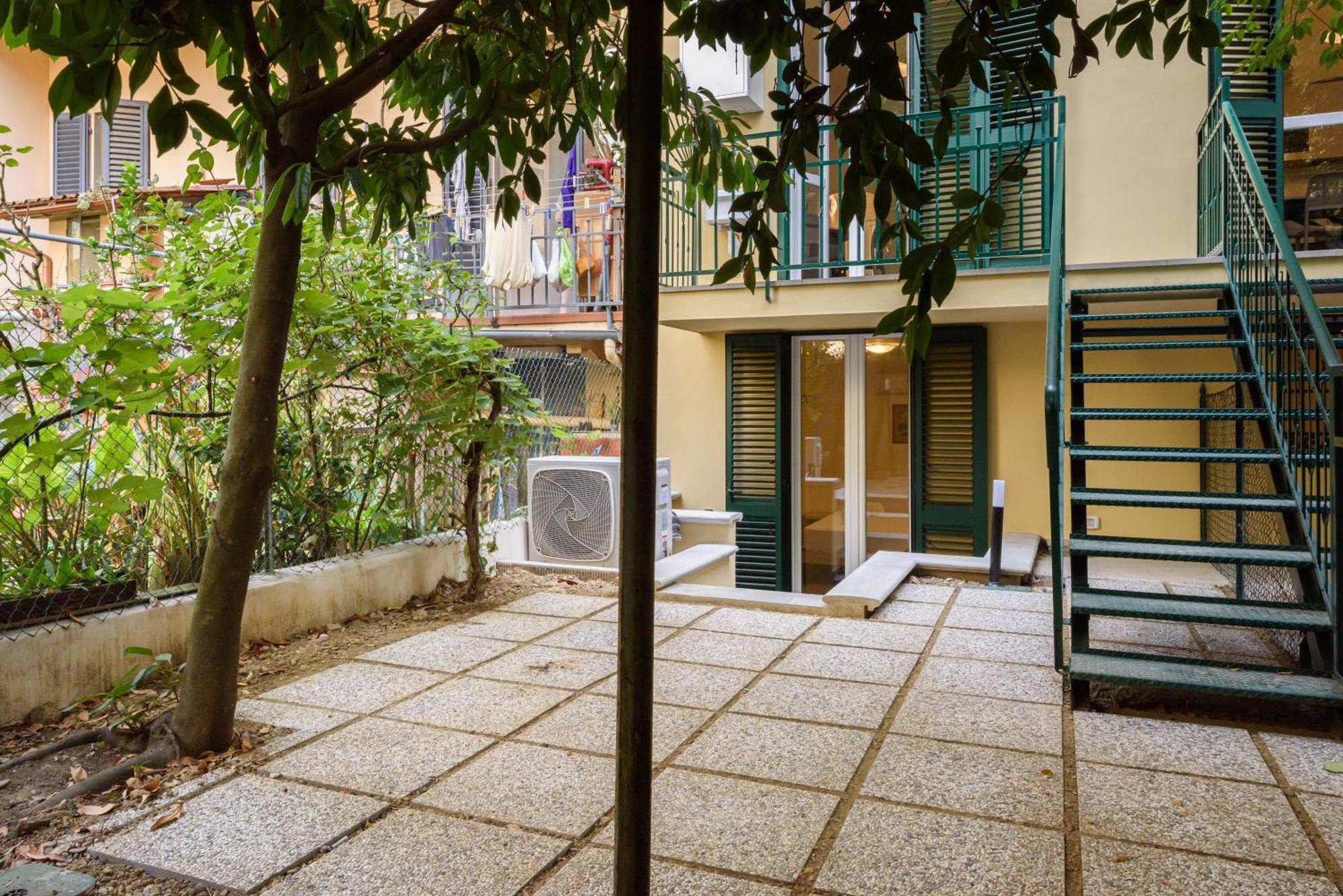 Napoleone - New Near Historic Center Apartment Florence